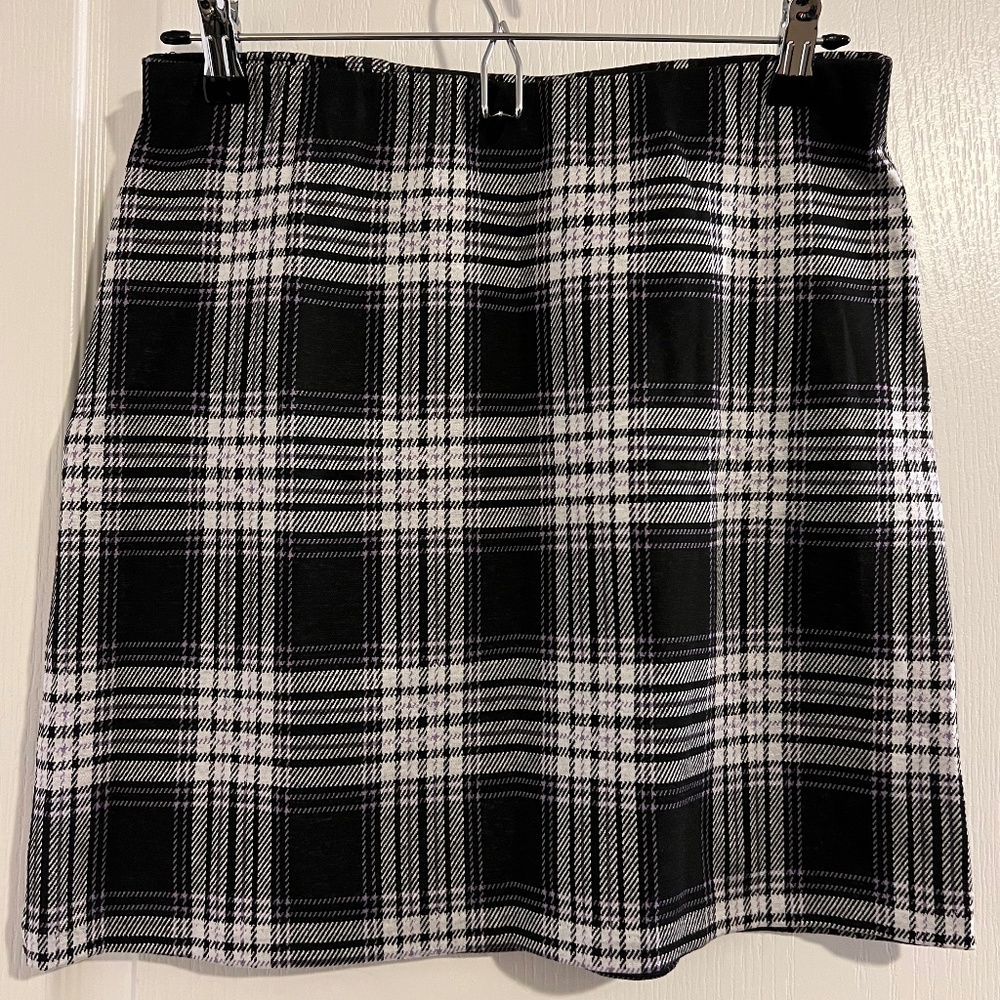 H&M Divided Plaid Jersey Skirt